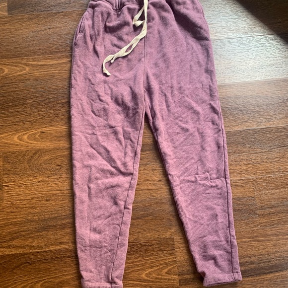 Universal Thread Matching Set - Picture 2 of 5